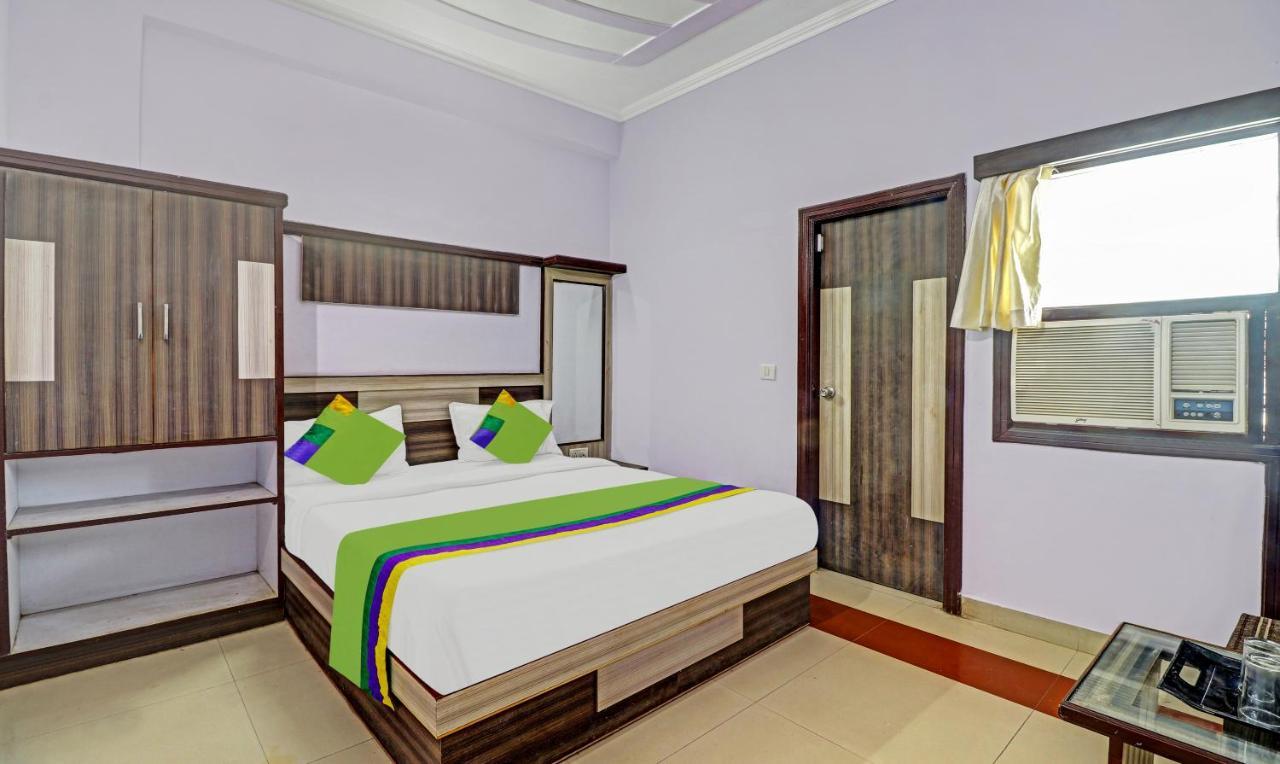 Hotel G B Palace Agra  Exterior photo